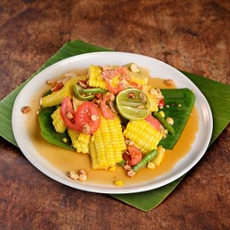 ส้มตำข้าวโพด ( Sweet Corn Papaya Salad )