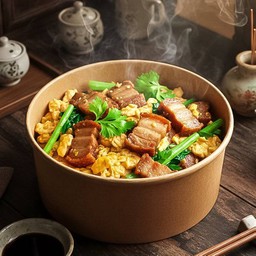 ข้าวแห้งหมูกรอบ