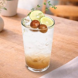 บ๊วยน้ำผึ้งมะนาวโซดา ( Honey Lemon Plum Soda )