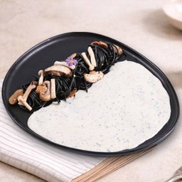 สปาเกตตีเห็ดทรัฟเฟิล ( Spaghetti Truffle Cream Sauce )