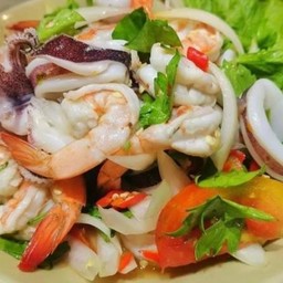 ยำรวมมิตรทะเล