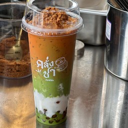 ทูโทน ชาเขียว + ชาไทย + ครีมชีสล่าง