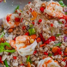 ยำวุ้นเส้นทะเล