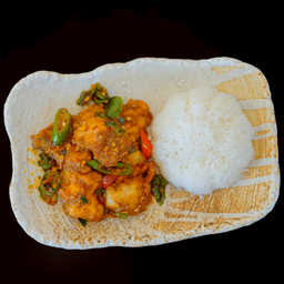 ปลากะพงล่องใต้ Fried Seabass & Curry Paste