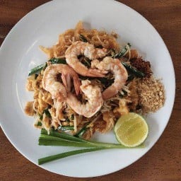 ร้านอาหารนำชัยข้าวมันไก่และเครื่องดื่ม