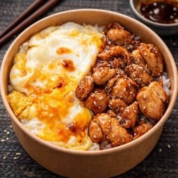 ผัดน้ำโฮมเมด