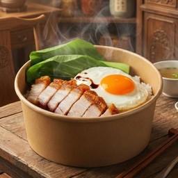 ข้าวหมูกรอบไข่ดาว