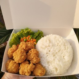 ข้าวไก่ทอดกร๊อบกรอบ