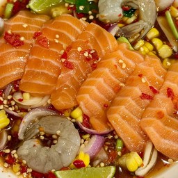 ยำแซลมอน-กุ้งสด