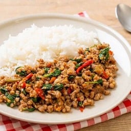 ข้าวผัดกะเพราหมูสับ