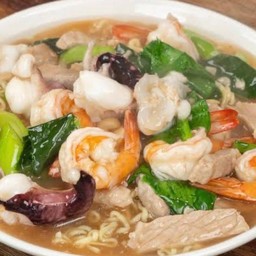 ราดหน้า [เลือกเนื้อได้จ้า]