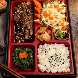 เบนโตะเนื้อโคขุนย่าง