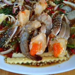 ยำปูม้า-กุ้งสด