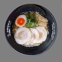 โชยุ (ซุปผักและโครงไก่)