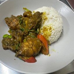 ข้าวพริกแกงใต้ปลาดุก (ลองแล้วจะติดใจ)