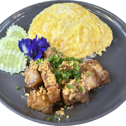ข้าวหมูกรอบทอดน้ำปลา x ไข่ข้น