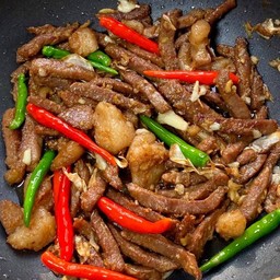 แดดเดียวคั่วพริกเกลือ