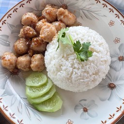 ข้าวกะเทียม