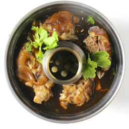 หม้อไฟ ขาหมู | Braised Pork Leg Hot Pot