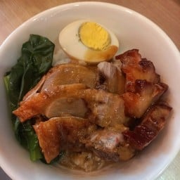 ข้าวหน้ารวมมิตรBBQ