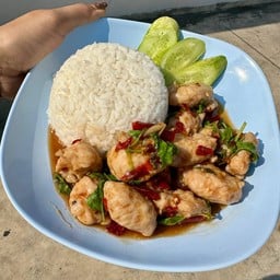 ก๋วยจั๊บหมูคุณอุ๊ยไร่ขิง36 สาขา7-11ไร่ขิง36