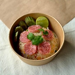 ข้าวผัดแหนม