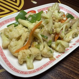 ดอกกระหล่ำผัดสามชั้น