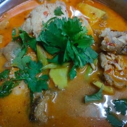 ต้มยำหัวปลา