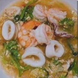 ราดหน้าทะเล