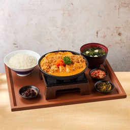 ชุดมันกุ้งลาวาไข่ข้น และทงคัตสึ