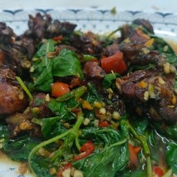 กระเพรากบทอด