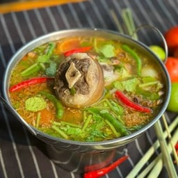 ซุปหางวัวหม้อไฟ