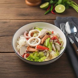 ส้มตำกะยำแซ่บ