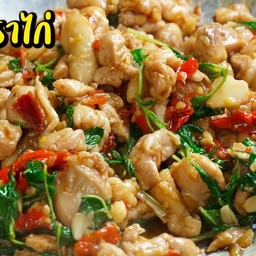 กระเพราไก่ราดข้าว