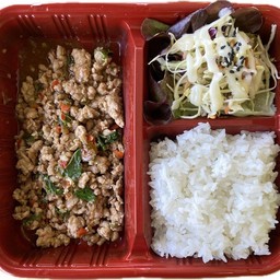 ผัดกะเพราหมูสับ