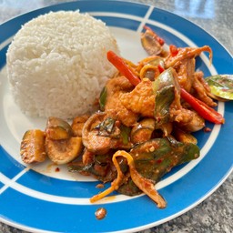 ผัดเผ็ดมะเขือเปราะ