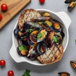 Steamed Italian Mussels with Garlic & White Wine