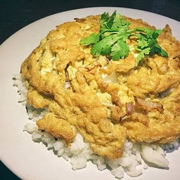 ข้าวไข่เจียวกุ้งสับ