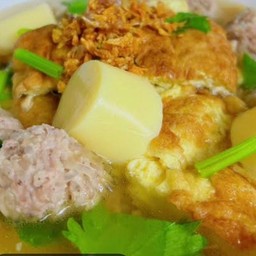 ต้มจืดไข่น้ำเต้าหู้ไข่