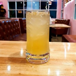 ชาใต้หลังคา Chatailangka