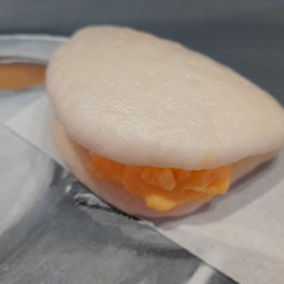 เปานึ่งครีมคัสตาร์ด