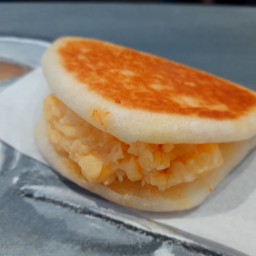 เปาย่างเนยครีมคัสตาร์ด