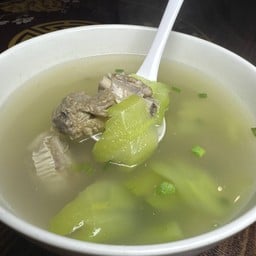 แกงจืดมะระซี่โครงหมู