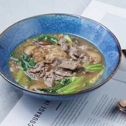 ราดหน้าเนื้อ