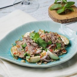 ยำเนื้อมะเขือเปราะ