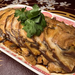 ขาหมูหมักซอส