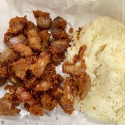 เหนียวไก่-หมูทอด-ราดข้าว