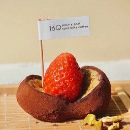 Strawberry Dubai Chewy Cookie