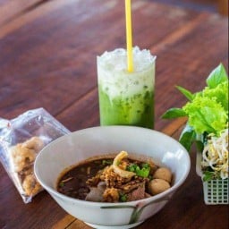 ก๋วยเตี๋ยวเรือบ้านแม่หยา10บาท