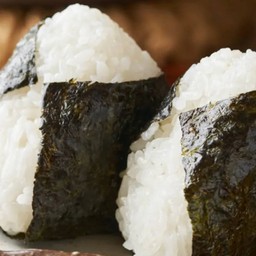 Shio onigiri